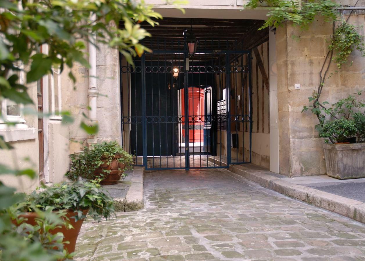 Ferienwohnung The Sleeping Lion Paris Exterior foto